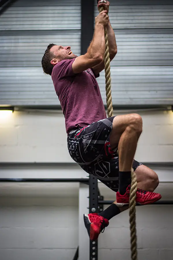ART CrossFit training rope climb